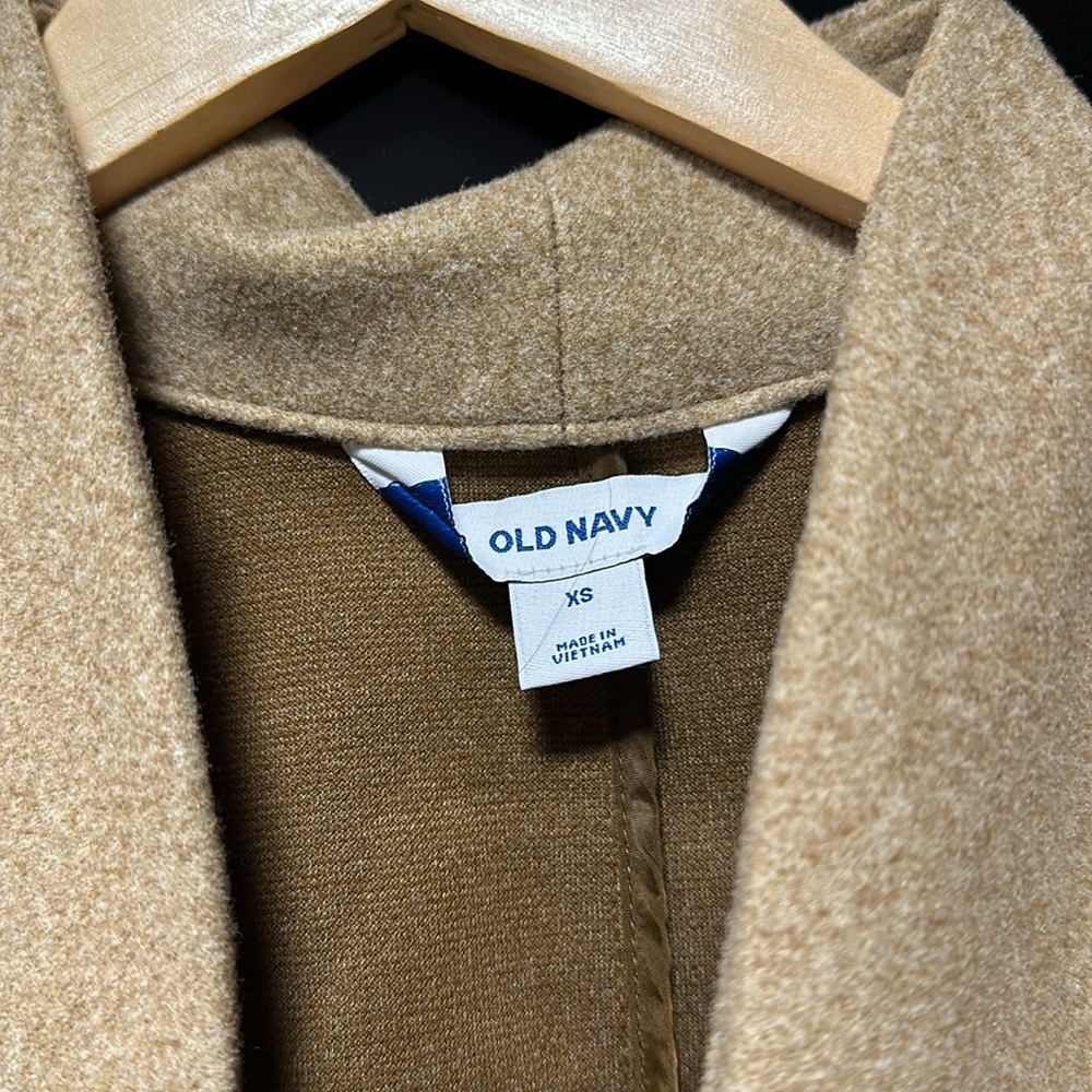 Beige Coat - Picture 2 of 4
